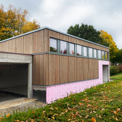aussegnungshalle-gruendau-02_heitzenroederarchitekten